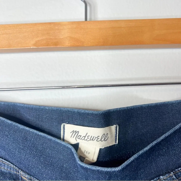 Madewell Petite Pull-On Skinny Jeans in Wisteria Wash - Picture 6 of 8